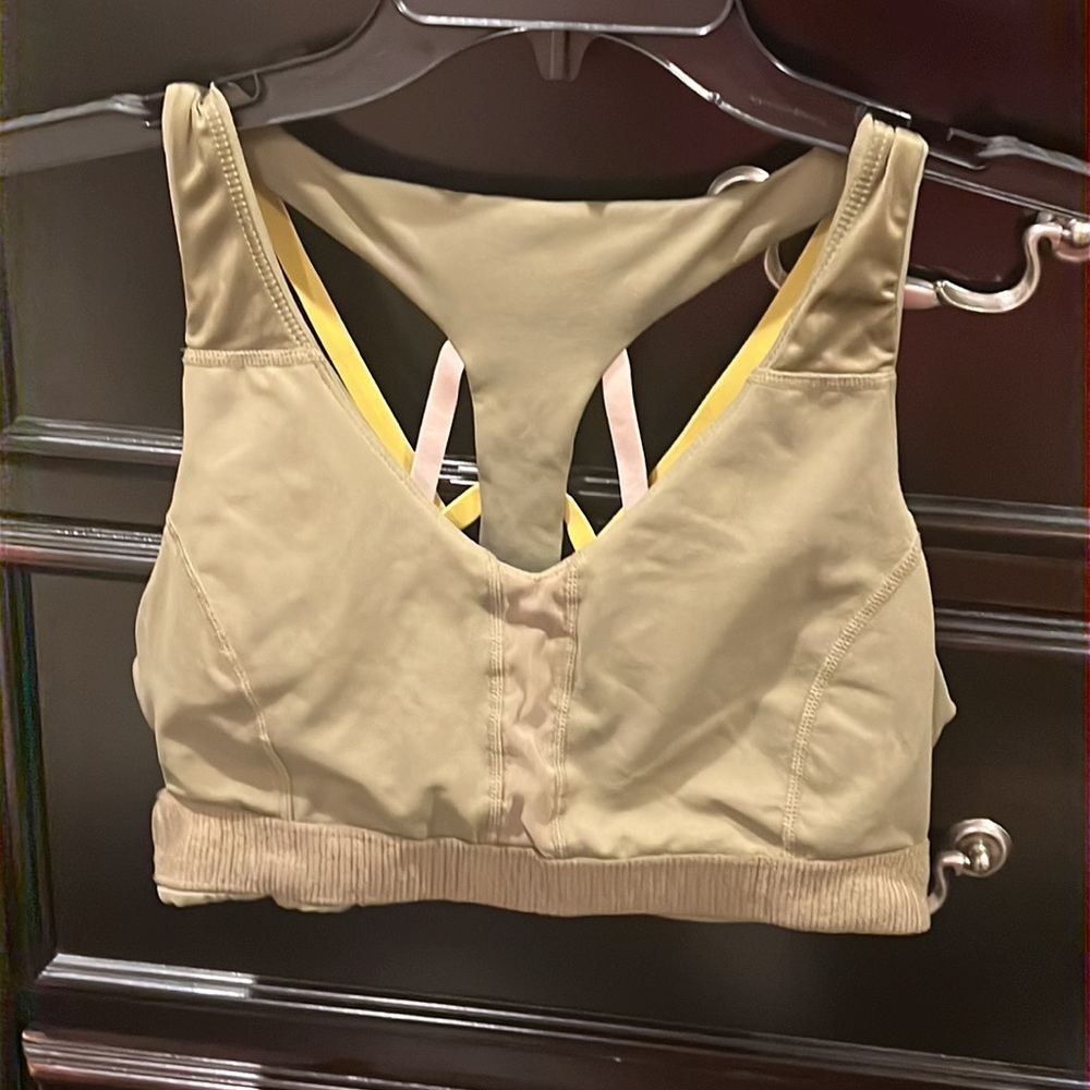 Fabletics small 2 piece set - Picture 2 of 8